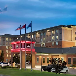Royal Calgary, Trademark Collection By Wyndham מלון