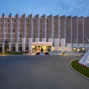 Grey Eagle Курортный комплекс